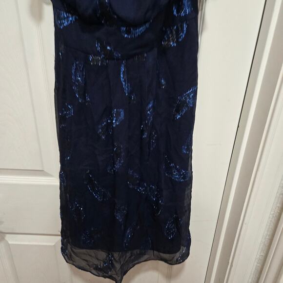 BCBGMAXAZRIA Sheila Metallic Silk Ruffle Sleeve Dress Size 0 - Picture 16 of 16